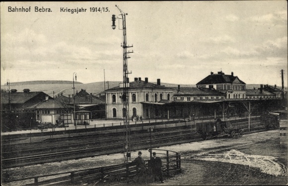 Ak Bebra an der Fulda Hessen, Bahnhof, Gleisseite, I WK