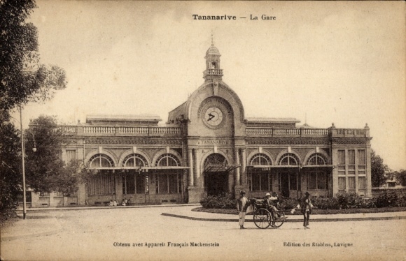 Ak Antananarivo Tananarive Madagaskar, Bahnhof, Rikscha