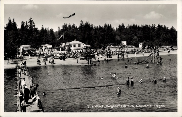 Ak Neustädtel Schneeberg im Erzgebirge, Strandbad Bergsee Filzteich, Rutsche, See