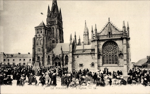 Postcard Le Folgoët Finistère, Church