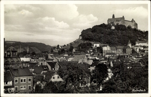 Postcard Kulmbach in Upper Franconia, view of the fortress on the mountain, old town, cloudy sky