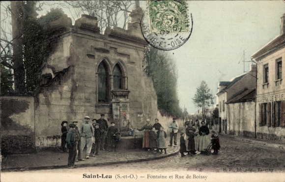 Ak Saint Leu Val d'Oise, Fontaine, Rue de Boissy
