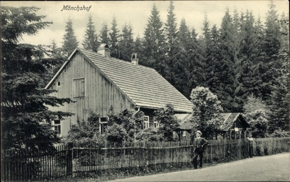 KP Mönchshof Römhild w Turyngii, dom drewniany