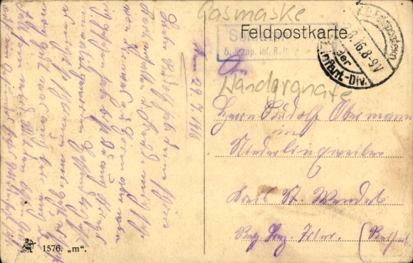 KP niemieccy żołnierze w mundurach w okopach, maski gazowe, granaty ręczne, I wojna światowa