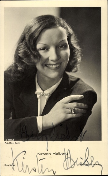 Postcard actress Kirsten Heiberg, portrait, Ross 3373/1, autograph