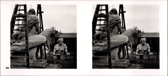 Stereo spatial image Photo &quot;German sculpture of our time&quot; No. 36 Work on a monumental fountain