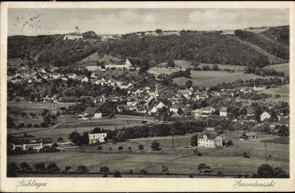 Ak Stühlingen im Schwarzwald Baden,  Gesamtansicht, Darstellung von Häusern, Landschaft