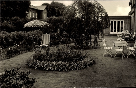 Postcard Wulfsen in Lower Saxony, Graeper&#39;s inn, garden