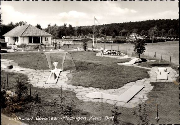 Postcard Medingen Bad Bevensen in Lower Saxony, small golf