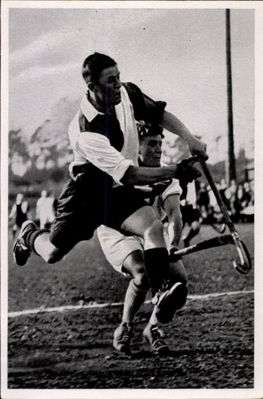 Collection picture Olympics 1936, hockey game, Kurt Weiß