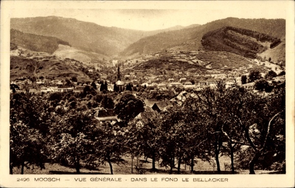 Ak Moosch Elsass Haut Rhin,  allgemeine Ansicht, Bellacker im Hintergrund
