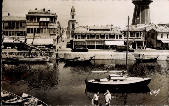 Postcard Palavas les Flots Hérault, Rive Gauche, promenade, tower, boats