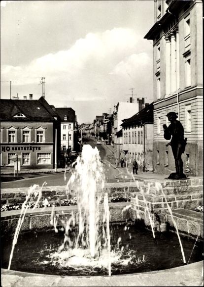 Ak Zeulenroda Thüringen, Karpfenpfeiferbrunnen