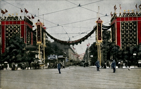 Postcard Berlin, Leipziger Platz in festive decoration 1913
