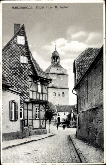 Ak Harzgerode am Harz, Einfahrt zum Marktplatz