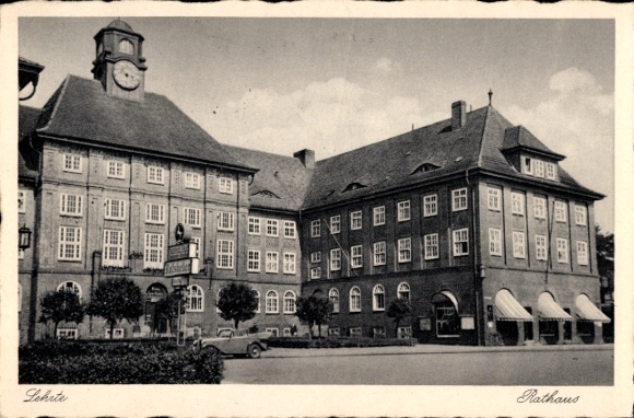 Postcard Lehrte in Lower Saxony, town hall