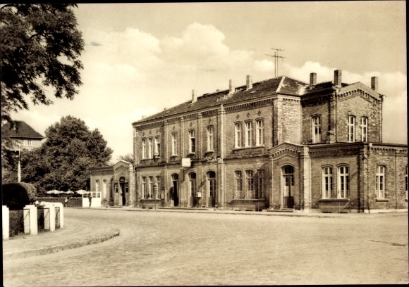 Ak Teterow in Mecklenburg Vorpommern, Bahnhof
