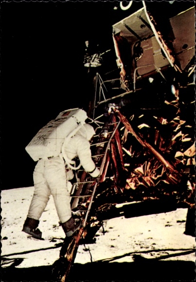 Op 21 juli 1969 stapt astronaut Buzz Aldrin op de maan, Neil Armstrong