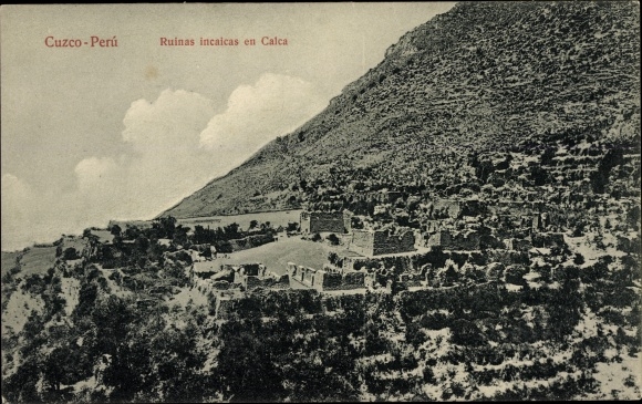 Ak Calca Cuzco Peru, totale weergave van de Inca-ruïnes, berg