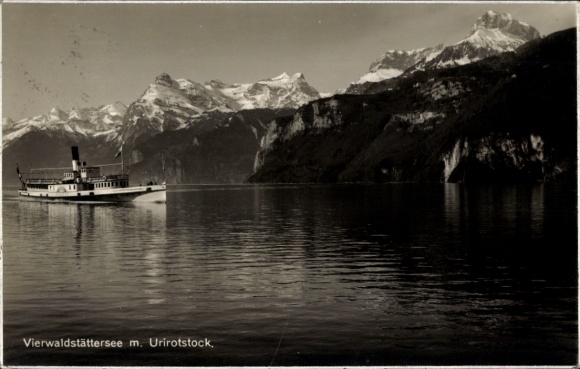 Postcard Vierwaldstättersee Canton Uri, salon steamer on the lake with Urirotstock