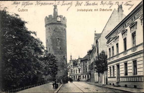 Ak Guben in Neder-Lausitz, Jentschplatz met Dicketurm