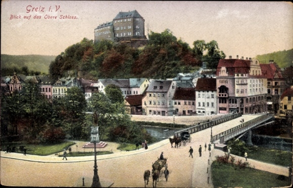 Ak Greiz im Vogtland Thüringen, Blick auf das Obere Schloss, Gebäude, Fluss, Pferde, Menschen, Br
