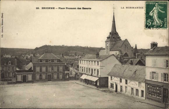 Postcard Brionne Eure, Place Fromont des Essarts