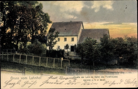 Ak Lahnhof Nenkersdorf Netphen in Siegerland, bron van de Lahn in de kelder van het boswachtershuis