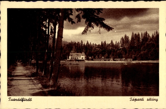 Ak Băile Tuşnad Baden Tusnad Roemenië, promenade langs het meer