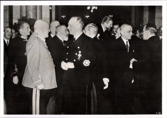 Photo Heinrich Hoffmann, Reich Foreign Minister von Ribbentrop, Field Marshal Archduke Josef