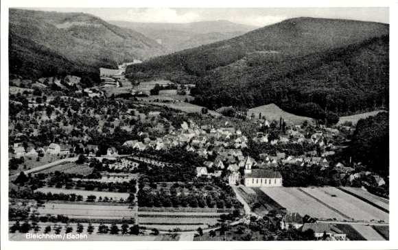 Ak Bleichheim in Baden Herbolzheim im Breisgau Schwarzwald, Fliegeraufnahme