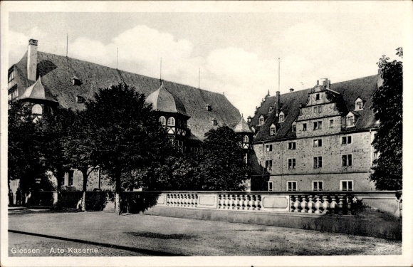 Postcard Giessen Gießen on the Lahn Hesse, Old Barracks, historical buildings, trees, clouds