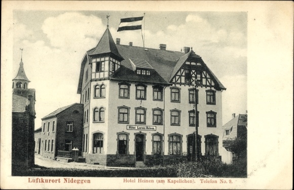 Postcard Nideggen in the Eifel, Hotel Heinen, at the chapel