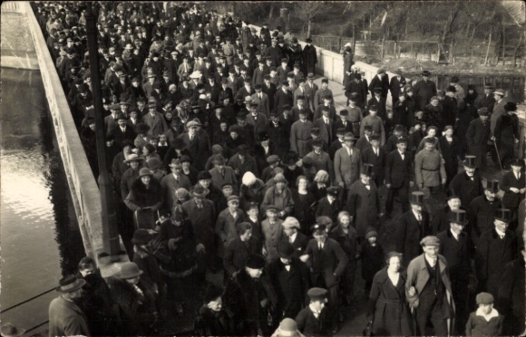 Photo Havelberg in Saxony-Anhalt, group of people, composer Josef Bönisch