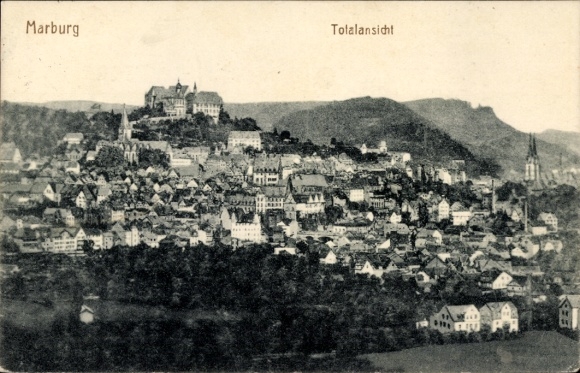 Postcard Marburg an der Lahn, historical view of the city with mountains in the background and many houses
