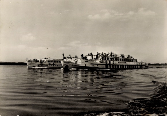 Ak Berlin, Luxusfahrgastschiff der Weißen Flotte Johannes R. Becher, Fahrgastschiff Köpenick