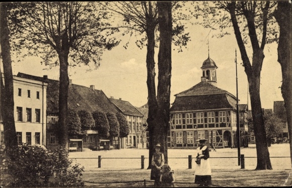 Postcard Boizenburg on the Elbe, market, town hall
