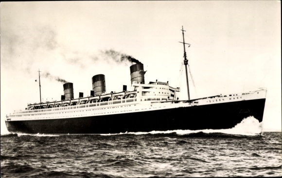 Postcard Cunard White Star Line, RMS Queen Mary, Steamboat