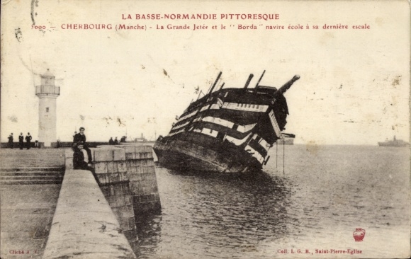 CPA Cherbourg-Manche, La Grande Jetée and the Borda navire école à sa dernière escale