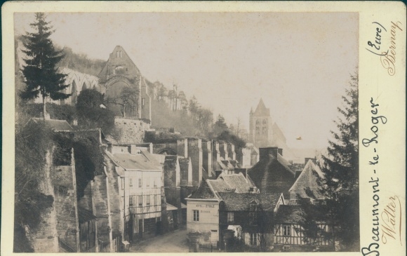 Cabinet photo Beaumont le Roger Eure, view of the site