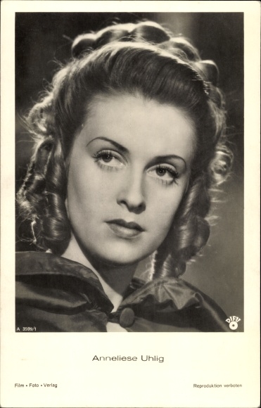 Postcard Actress Anneliese Uhlig, portrait