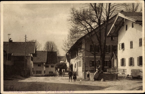 Postcard Bayersoien Oberbayern, Dorfstrasse, fountain, wagon