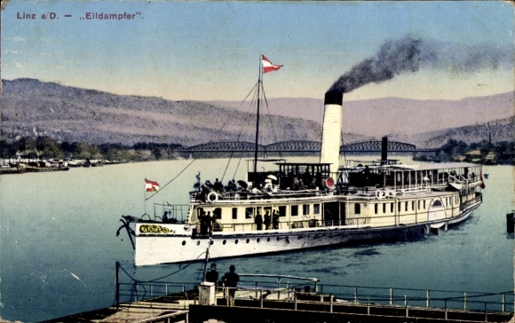 Ak Eildampfer auf der Donau bei Linz