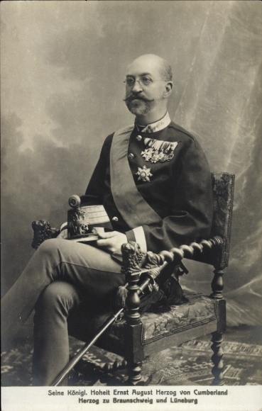 Ak Herzog Ernst August von Braunschweig und Lüneburg, Herzog von Cumberland, Portrait in Uniform