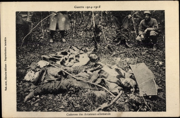 Postcard War 1914-1915, Corpses of German Airmen
