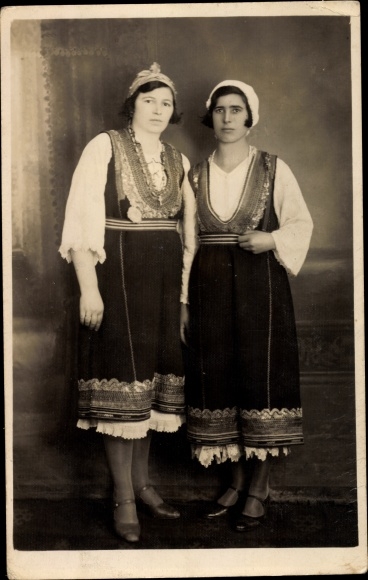 Photo Postcard Two women in Bulgarian costume