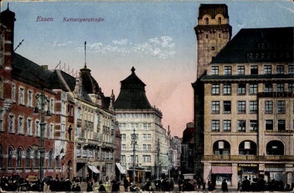 Postcard Essen in the Ruhr area, Kettwiger Straße, tram, shops