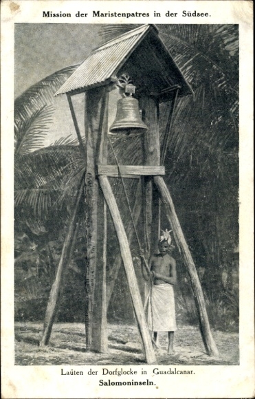 Postcard Solomon Islands, ringing of the village bell in Guadalcanar