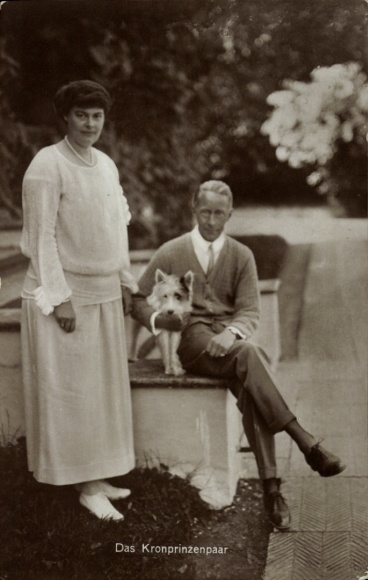 Ak Das Kronprinzenpaar, Wilhelm Prinz von Preußen, Kronprinzessin Cecilie
