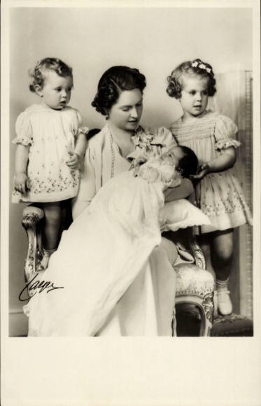 Picture Princess Sibylla of Saxe-Coburg and Gotha, Princesses Margaretha, Birgitta and Desireé